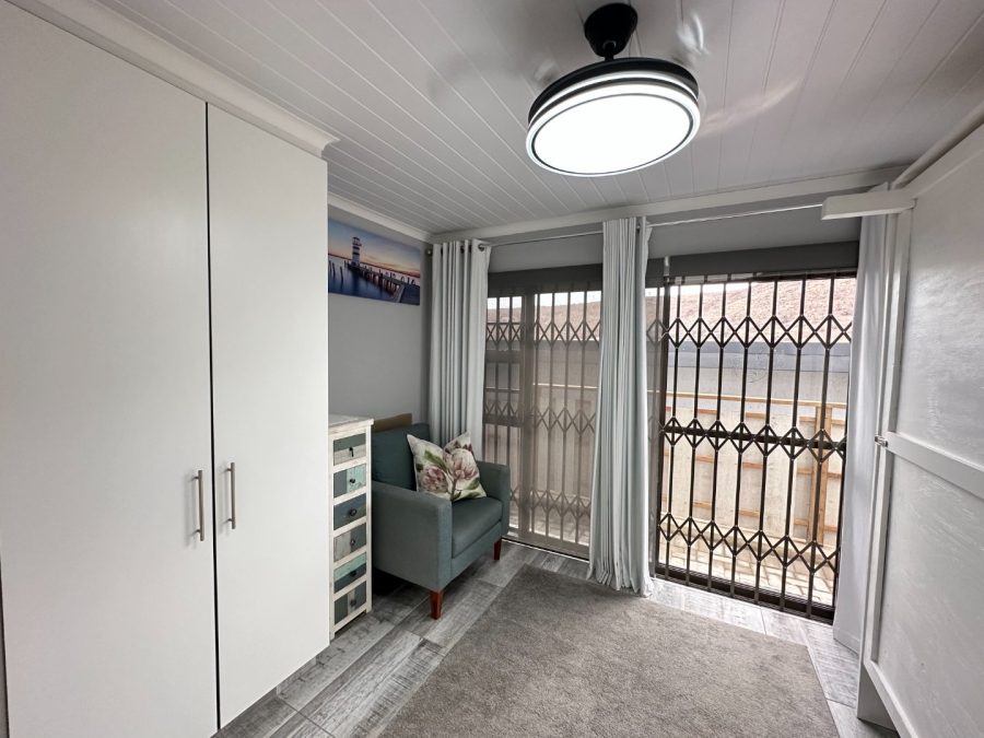 2 Bedroom Property for Sale in Island View Western Cape